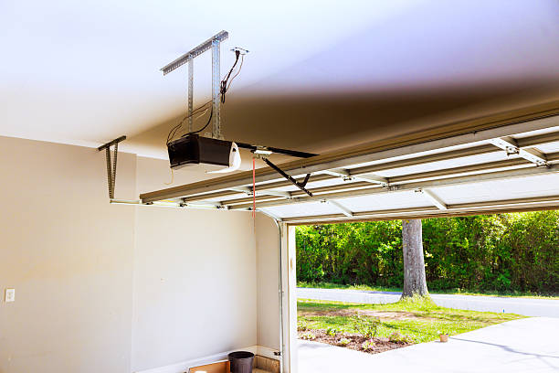 Top rated local Garage Door specialists in St. Martin, MS
